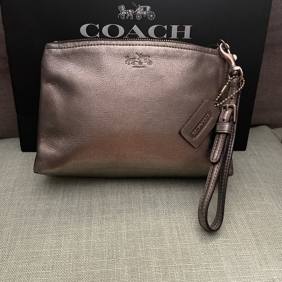 Coach Large Leather Wristlet - Picture 1 of 5
